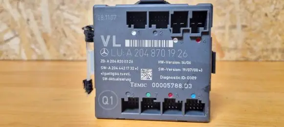 Mercedes-Benz C W204 Door control unit/module A2048701926