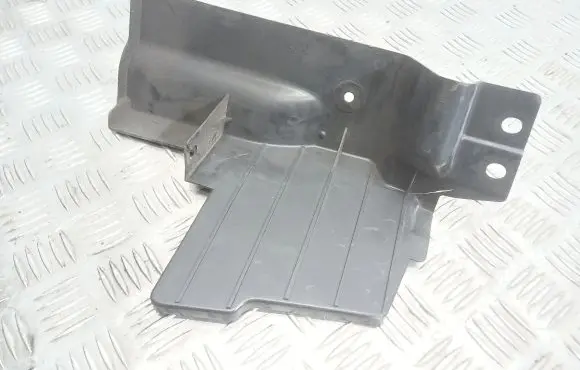 Nissan Qashqai+2 Radiator trim 62823BR30A