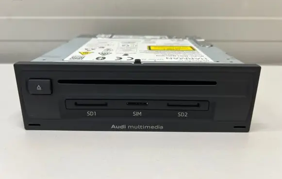 Audi Q7 4M Navigation unit CD/DVD player 4M1035880
