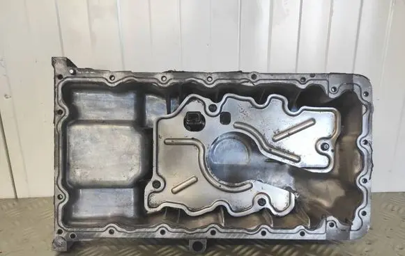 KIA Carens III Oil sump 215102A310