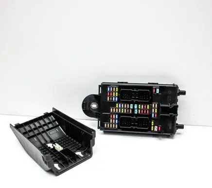 Volvo V60 Fuse box set 32315317