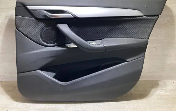 BMW X1 F48 F49 Front door card panel trim 88522071