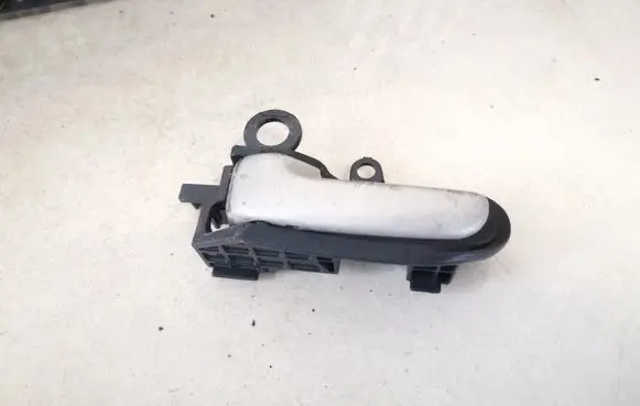 Toyota Yaris Front door interior handle