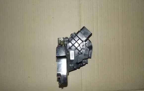 Ford Focus C-MAX Front door lock