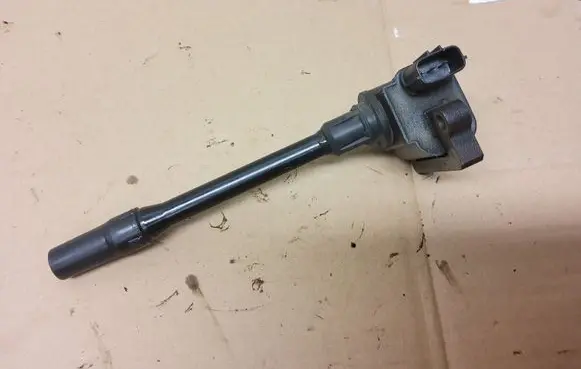 Mitsubishi Space Wagon High voltage ignition coil H6T12272