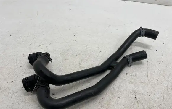 Skoda Octavia Mk4 Engine coolant pipe/hose 5Q0121156D