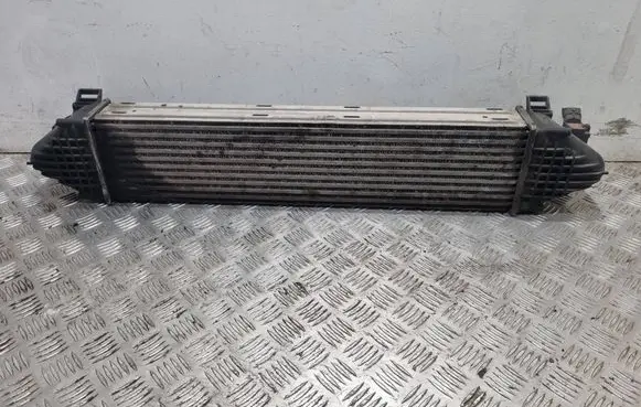 Volvo V70 Intercooler radiator 880655G 6G919L440DC