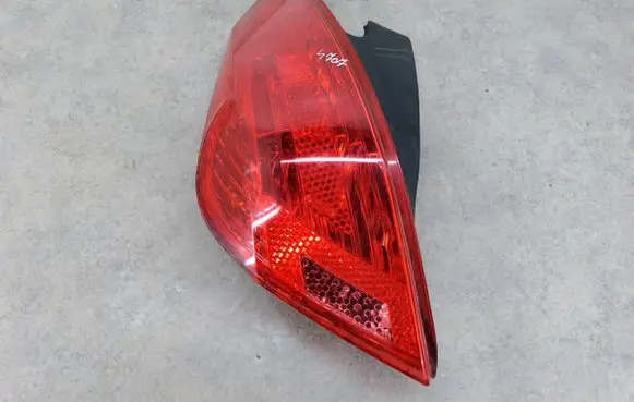 Peugeot 308 Rear/tail lights 9680425980