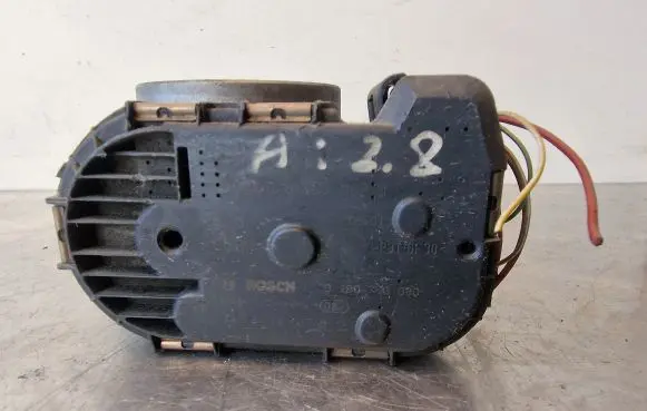 Audi A8 S8 D2 4D Throttle valve 078133062B