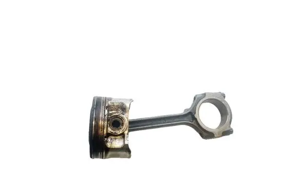 Nissan X-Trail T31 Piston with connecting rod