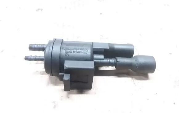 Mercedes-Benz E W211 Vacuum valve 0025401497 48B43625B00