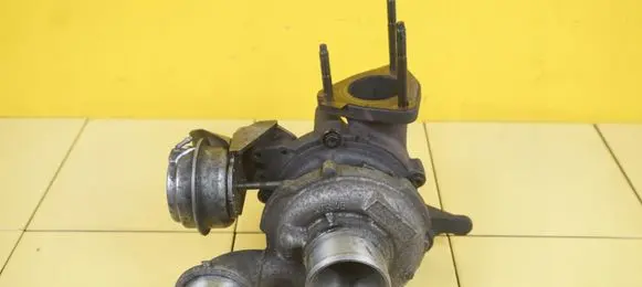 Suzuki Grand Vitara II Turbo H8200899826 F9QB2