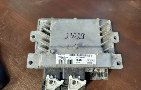 Ford Fiesta Engine control unit/module 8v2112a650sd 8v21-12a650-sd