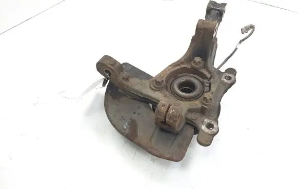 Opel Zafira B Front wheel hub spindle knuckle 13197800