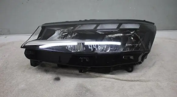 Volkswagen Transporter - Caravelle T7 Headlight/headlamp 7T2941035AD