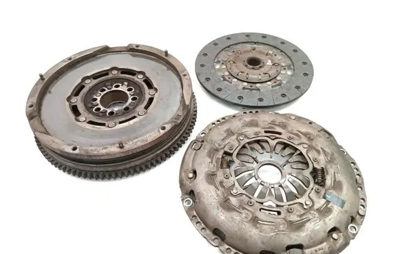 Toyota Avensis T270 Clutch set kit 13450-0R030