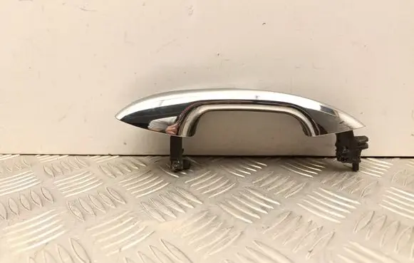 Mercedes-Benz EQC Front door exterior handle