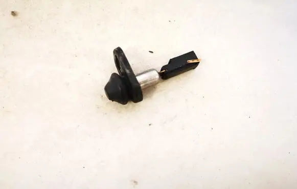 KIA Carens I Front door sensor 