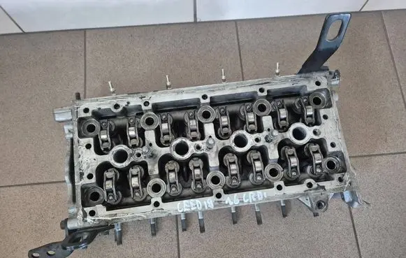 KIA Ceed Engine head 221112U000