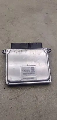 Mercedes-Benz E W211 Engine control unit/module A6461509978 28080027