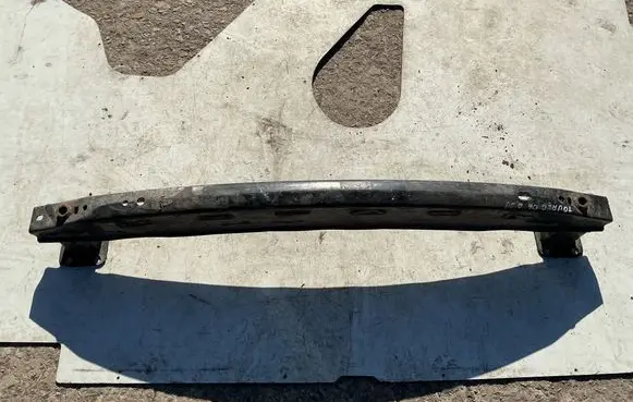 Volkswagen Touareg I Rear bumper cross member