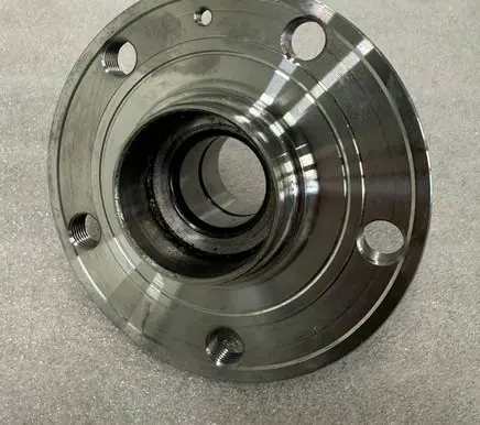 Skoda Karoq Rear wheel hub 8V0598611A
