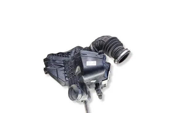 Audi A5 Sportback 8TA Air filter box 8K0133835AC