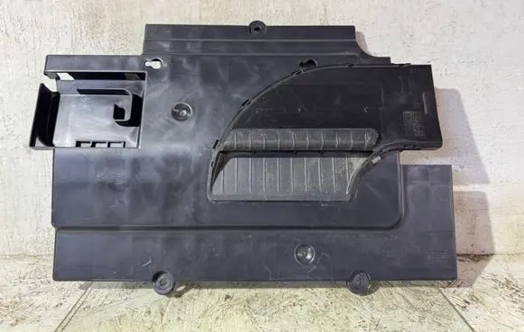 Mercedes-Benz B W245 Dashboard lower bottom trim panel A1698310145