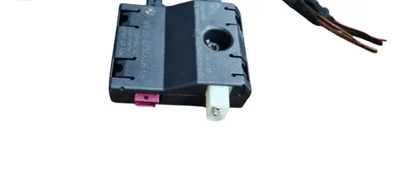 BMW 3 E90 E91 Antenna control unit 65206934648