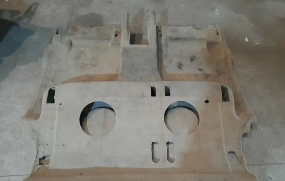 Volkswagen Touareg II Rear floor carpet liner 7P6863367