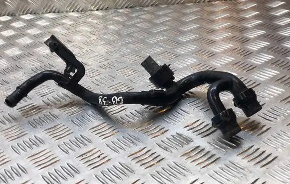 Audi A8 S8 D3 4E Engine coolant pipe/hose 059129089