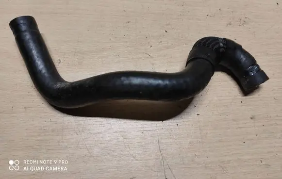 Jaguar XK8 - XKR Engine coolant pipe/hose