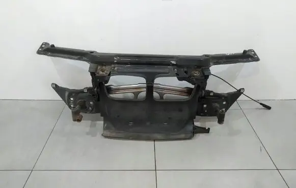 BMW 3 E46 Radiator support slam panel 