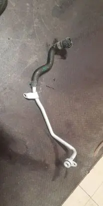 BMW X1 F48 F49 Engine coolant pipe/hose 7617381