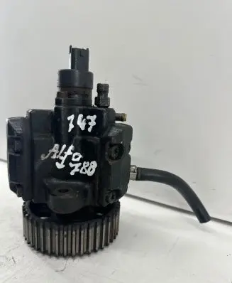 Alfa Romeo 147 Fuel injection high pressure pump 0445010007 82462297 B045718