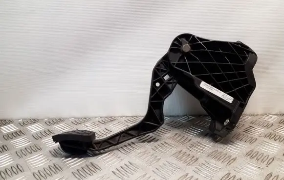 Volkswagen PASSAT B7 Clutch pedal 3C2721059BJ