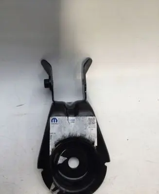 Radiator mount bracket