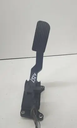 Mercedes-Benz Sprinter W901 W902 W903 W904 Accelerator throttle pedal A9013000404 0281002335 286406814