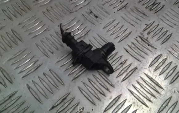 Renault Master II Camshaft speed sensor 8200709844