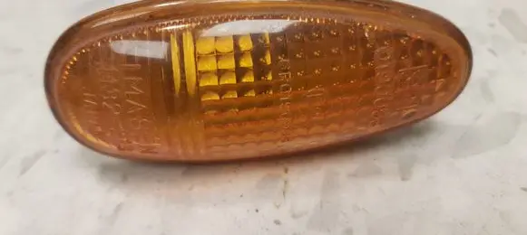 Mitsubishi Pajero Sport I Front fender indicator light 1132213 0190093