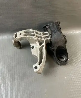 Dacia Duster II Engine mount bracket 112322188R