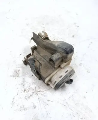 Audi A4 S4 B5 8D Rear door lock 8D0839015A
