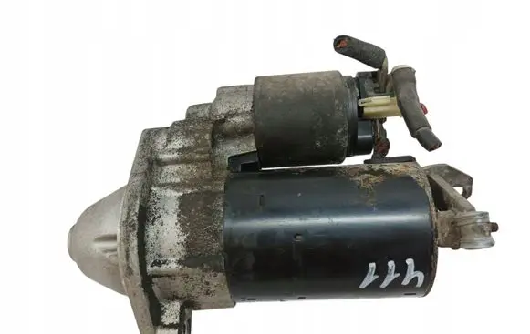 Volkswagen PASSAT B5 Starter motor 058911023B