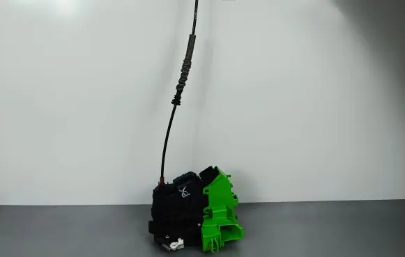 KIA Sorento IV Front door lock 81310P2030