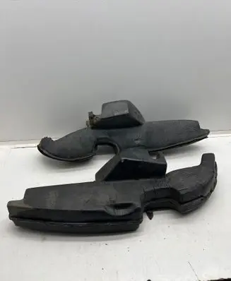 Maserati Quattroporte Fender foam support/seal 
