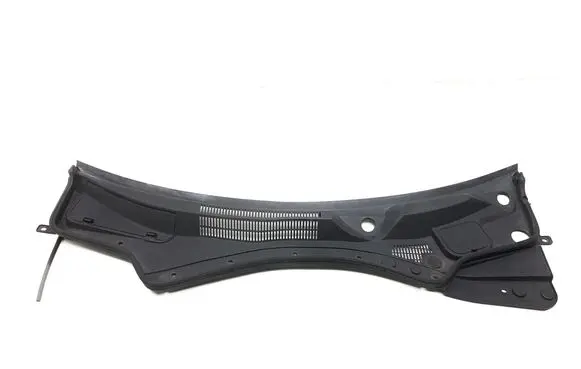 Maserati Ghibli Wiper trim 670010468