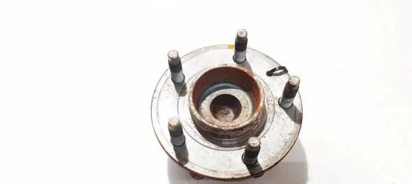 Chevrolet Cruze Rear wheel hub