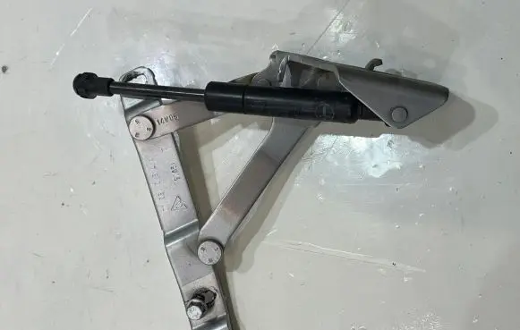 Porsche Cayman 987 Tailgate hinge 98751215200