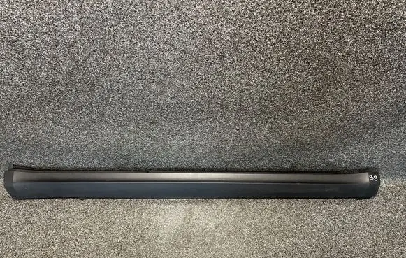 Porsche Macan (95B) Sill 95B853554B