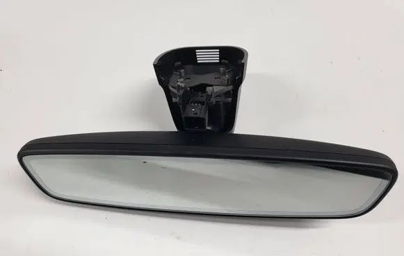 Rear view mirror (interior)